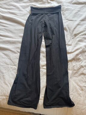 Brandy Melville Priscilla Pants